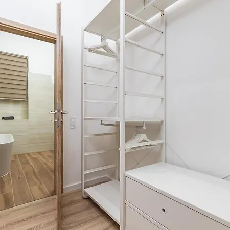 Kmety Deluxe With Sauna